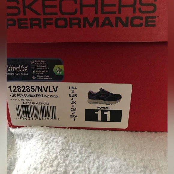 SOLD!! Women’s Blue Skechers Go Run Consistent Size 11 - Picture 11 of 14